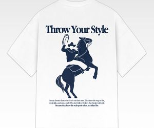 THROW YOUR STYLE